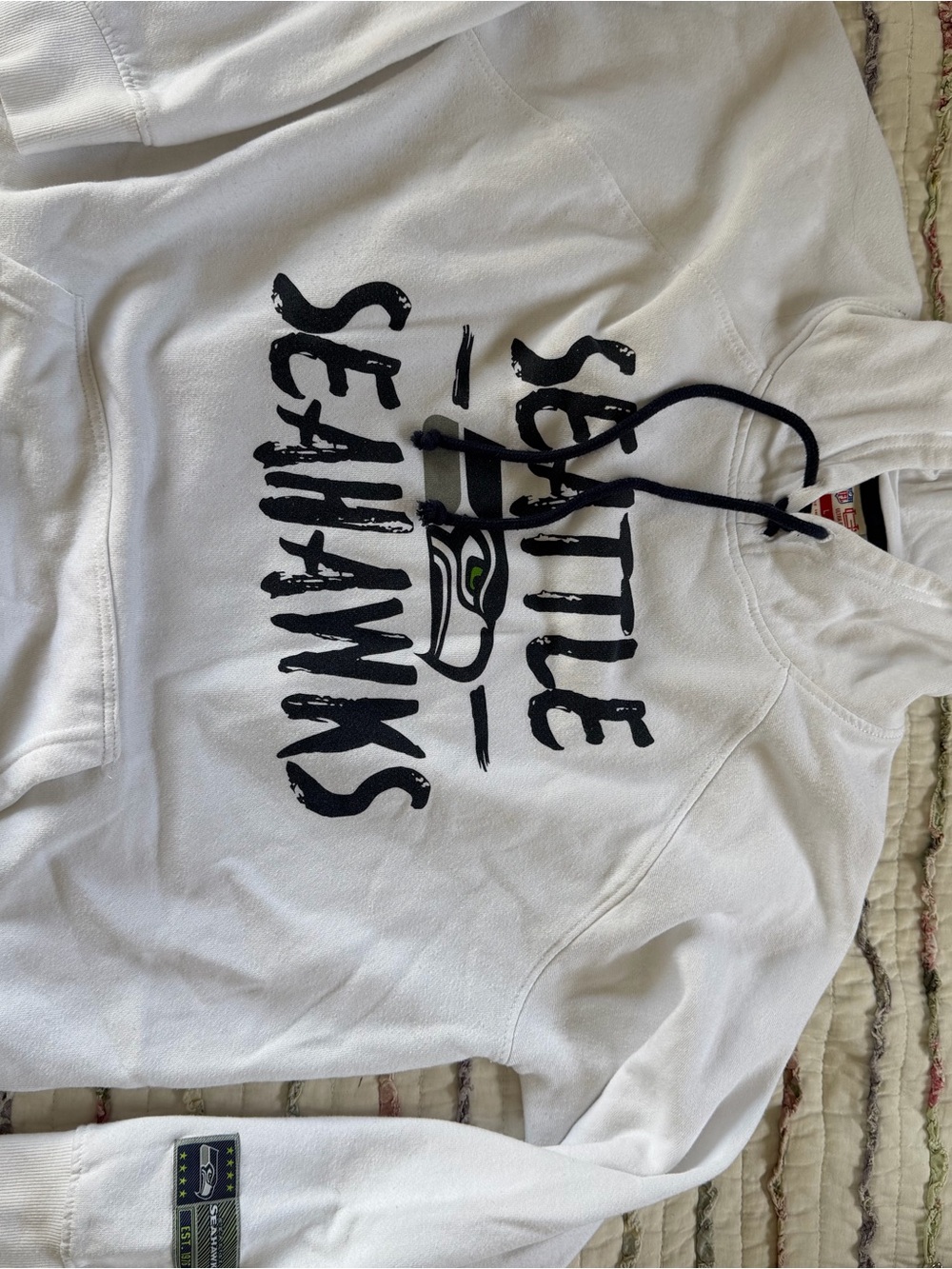 White Pullover Hoodie - Seattle Seahawks